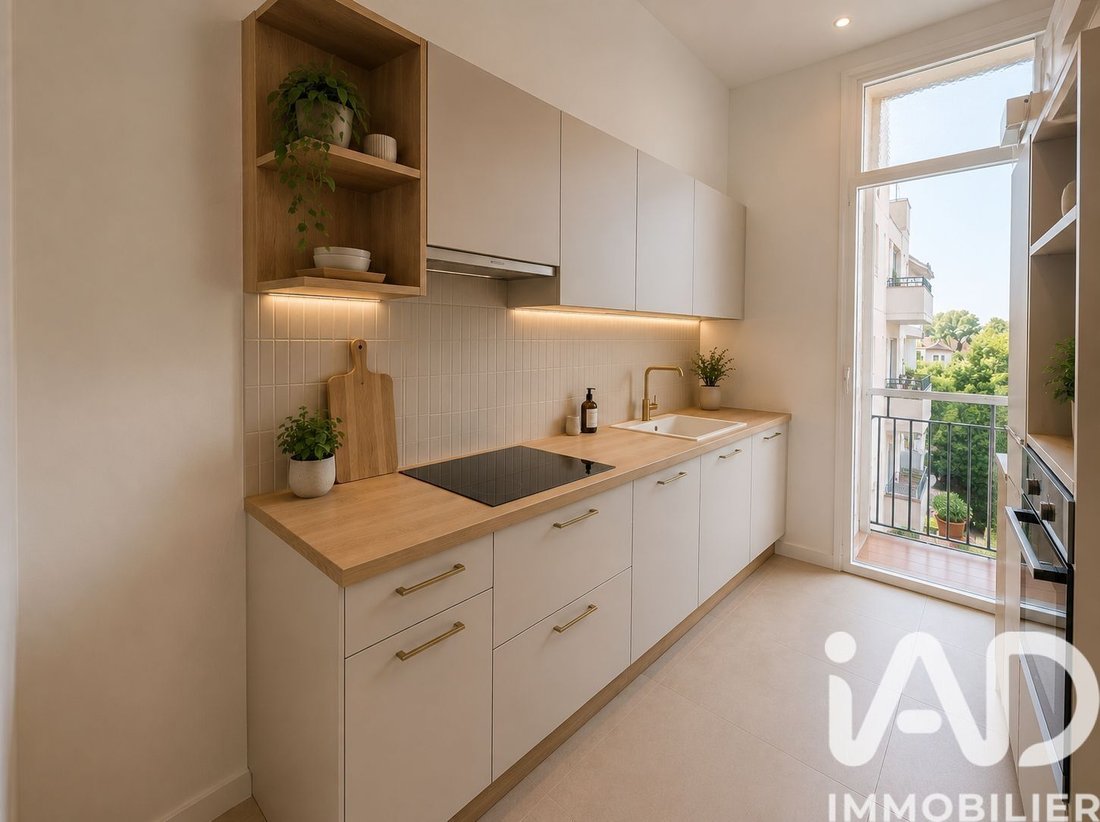 Apartment in Saint Giniez, 8e Arrondissement, Marseille 4 - 17959145
