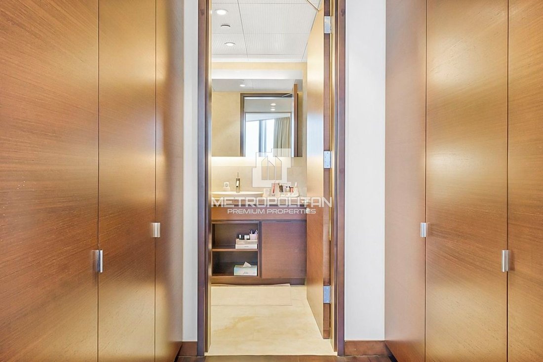Apartment in Burj Khalifa Lake, Downtown Dubai, Dubai 5 - 17957008