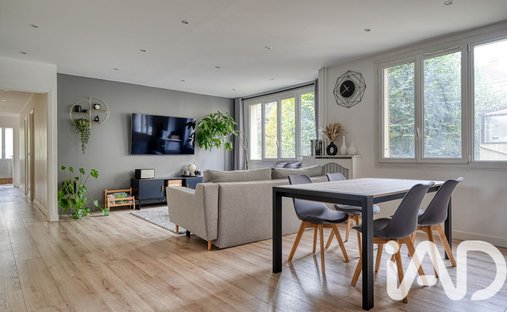 Apartment in Nord Résidentiel, Enghien-les-Bains, France 1