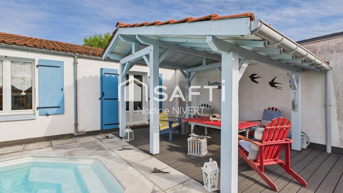 House in Dompierre-sur-Mer, Nouvelle-Aquitaine, France 2 - 17957647