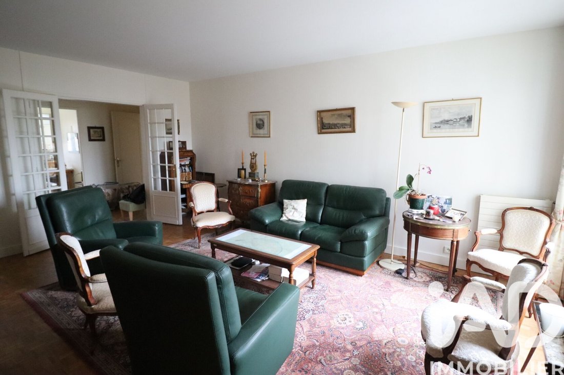 Apartment in Notre Dame, Versailles, France 4 - 17958882