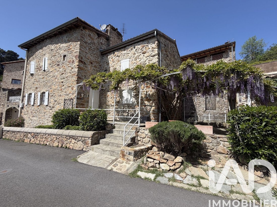 House in Vals-les-Bains, Auvergne-Rhône-Alpes, France 1 - 17959098