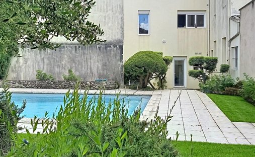 Casa en Castillon-la-Bataille, Nueva Aquitania, Francia 1