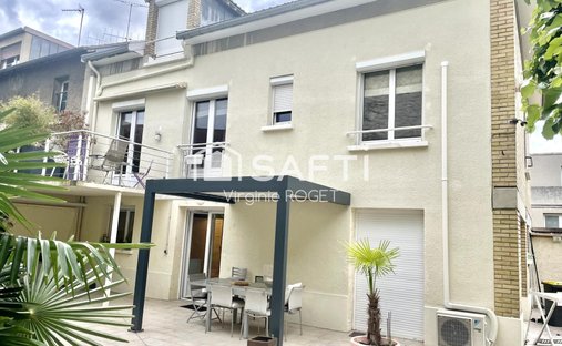 House in Chemin Vert-Europe, Reims, France 1