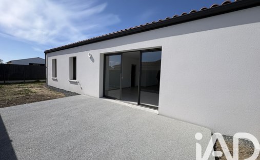 House in Sion-Bussoleries-Terre Fort, Saint-Hilaire-de-Riez, France 1