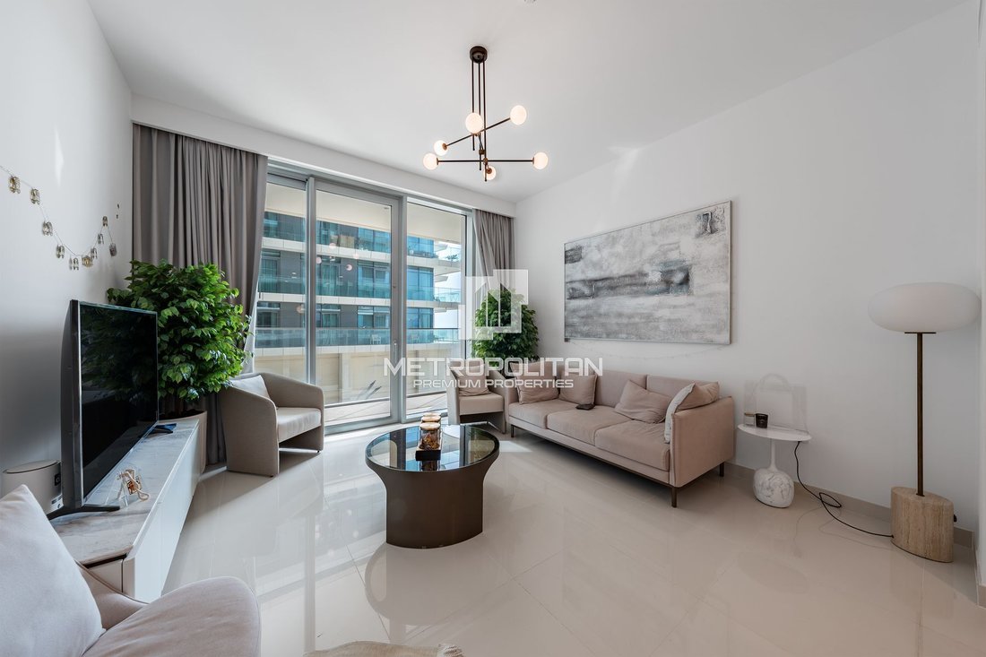 Apartment in Dubai Harbour, Dubai, United Arab Emirates 2 - 17957049