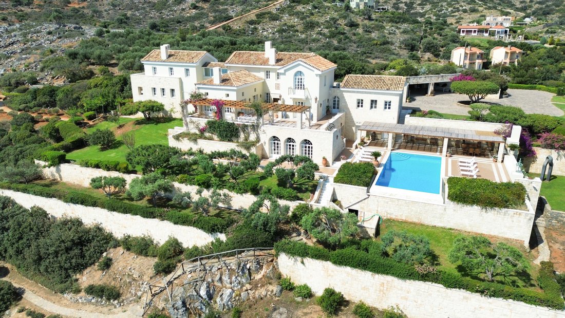 Villa in Community of Elounta, Agios Nikolaos Municipal Unit, Greece 1 - 16102722