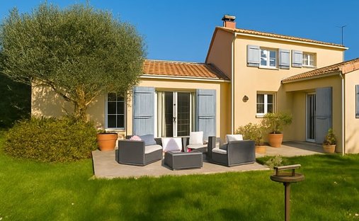 Villa in Le Clion-Bourg, Pornic, France 1