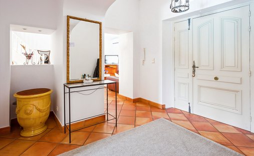 Chateau With Outbuilding And Private Beach In Provence