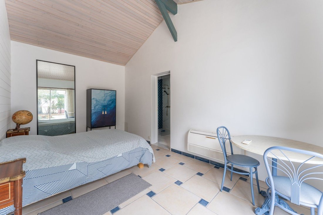Villa in Nord Est, Andernos-les-Bains, France 5 - 17957005