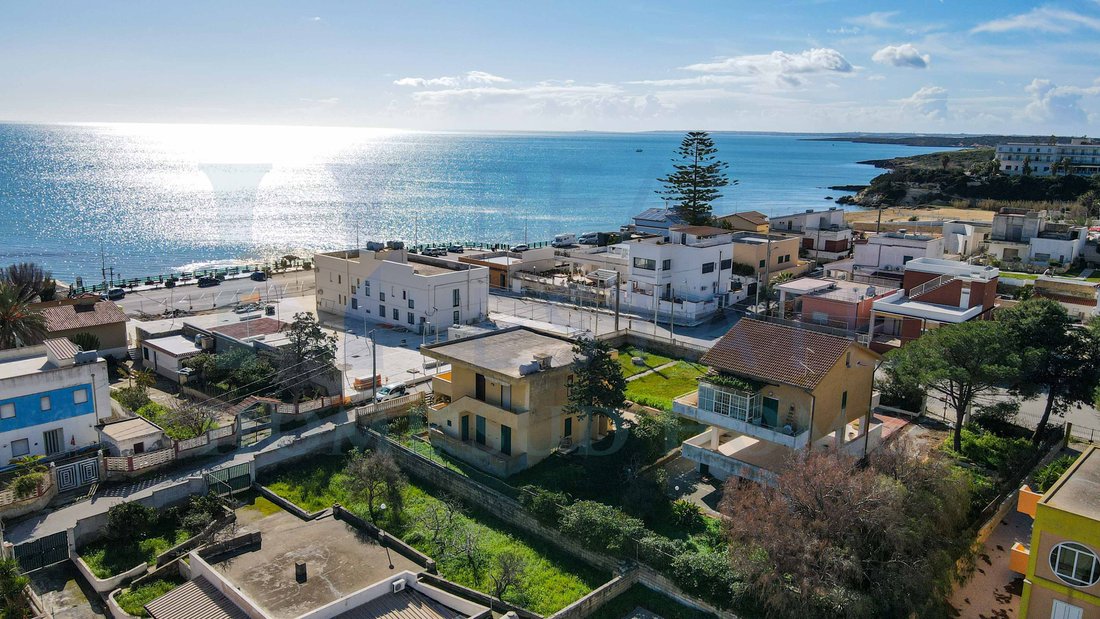 Villa in Noto, Sicily, Italy 1 - 17144522
