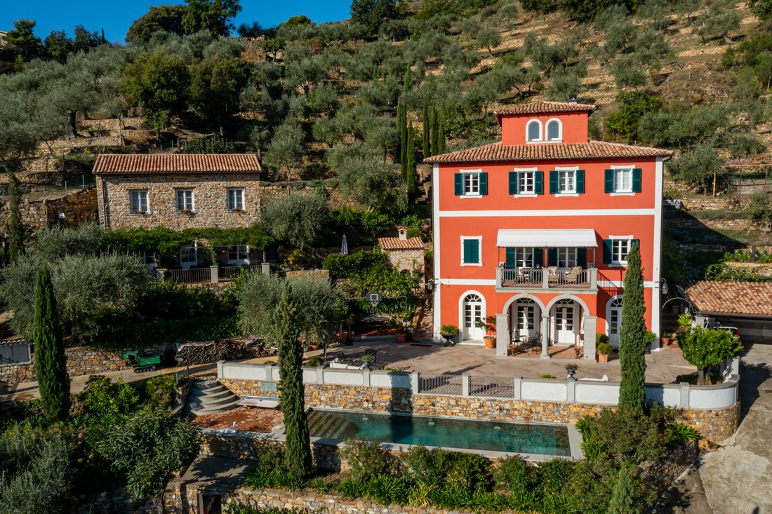 Estate in North Periphery, Sanremo, Liguria 1 - 17945820