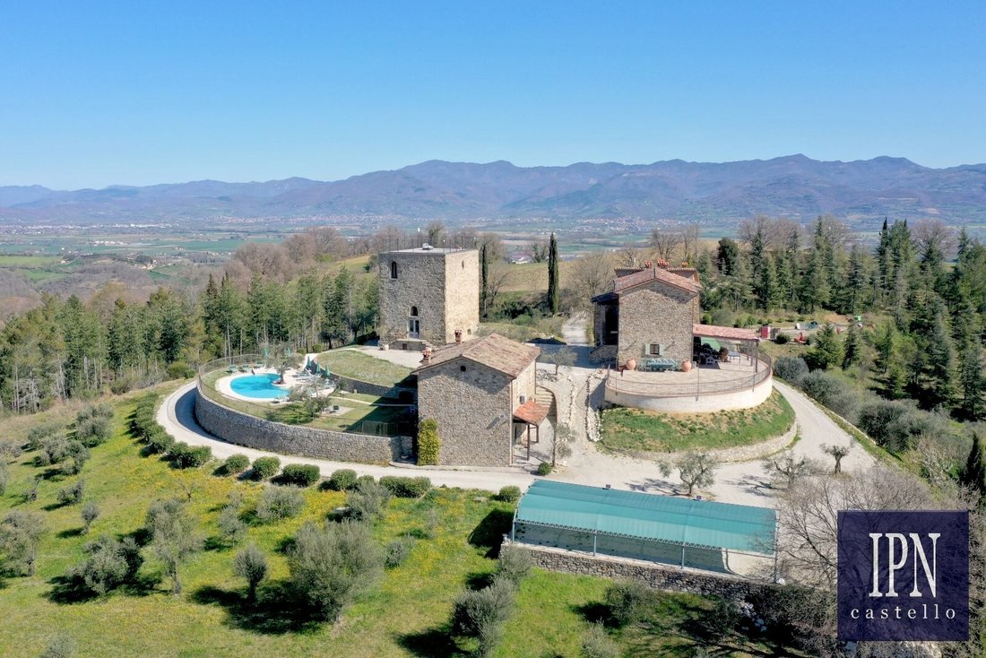 Estate in Monte Santa Maria Tiberina, Umbria, Italy 4 - 17957535