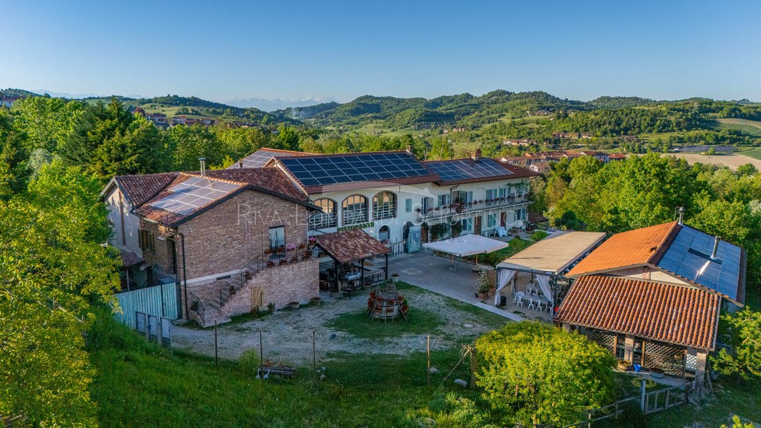 Estate in Albugnano, Piedmont, Italy 1 - 15830725