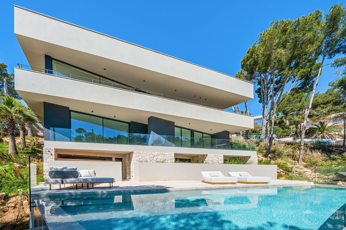 Villa in Costa d'en Blanes, Calvia, Balearic Islands 1 - 15573099