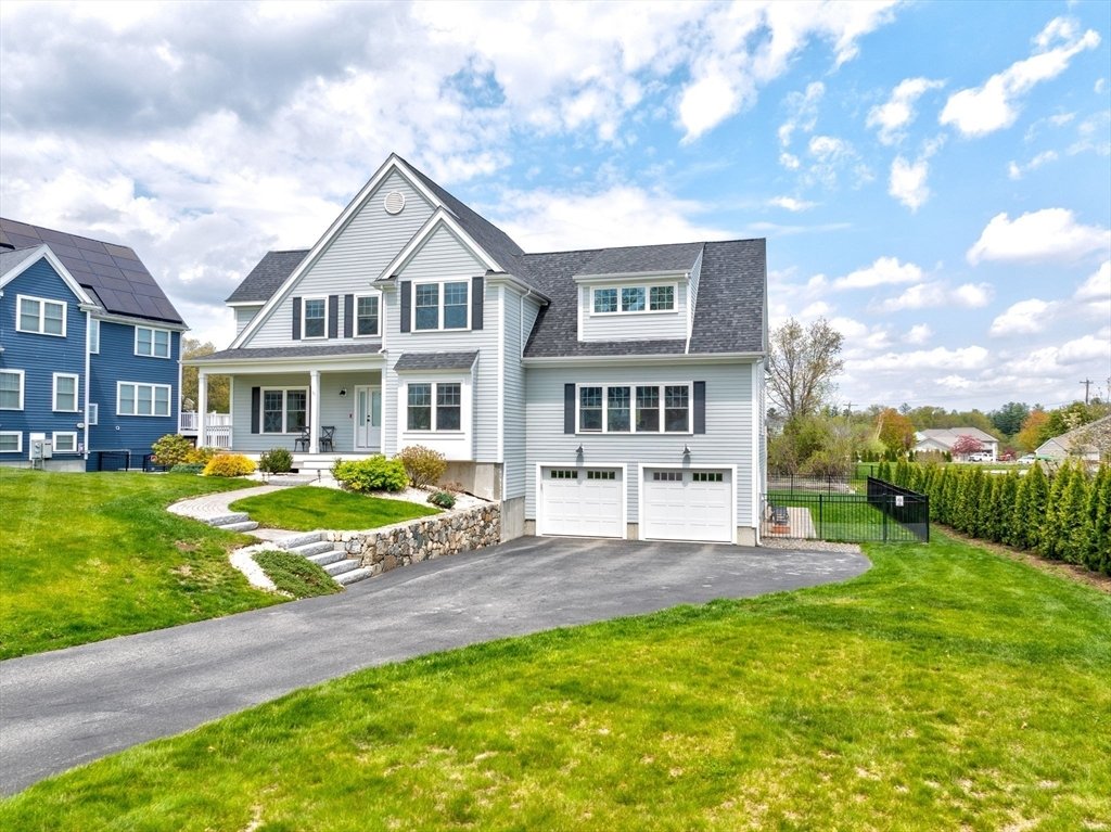 House in Dracut, Massachusetts, United States 2 - 17957426