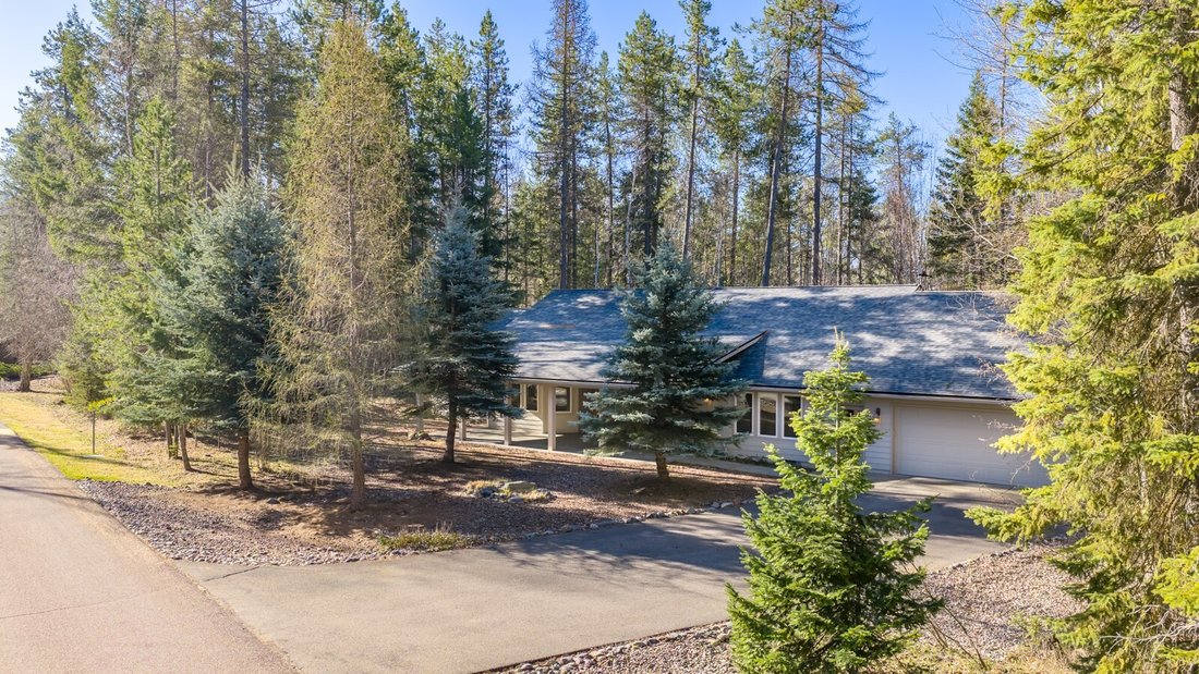 Maison à Columbia Falls, Montana, États-Unis 1 - 17767588