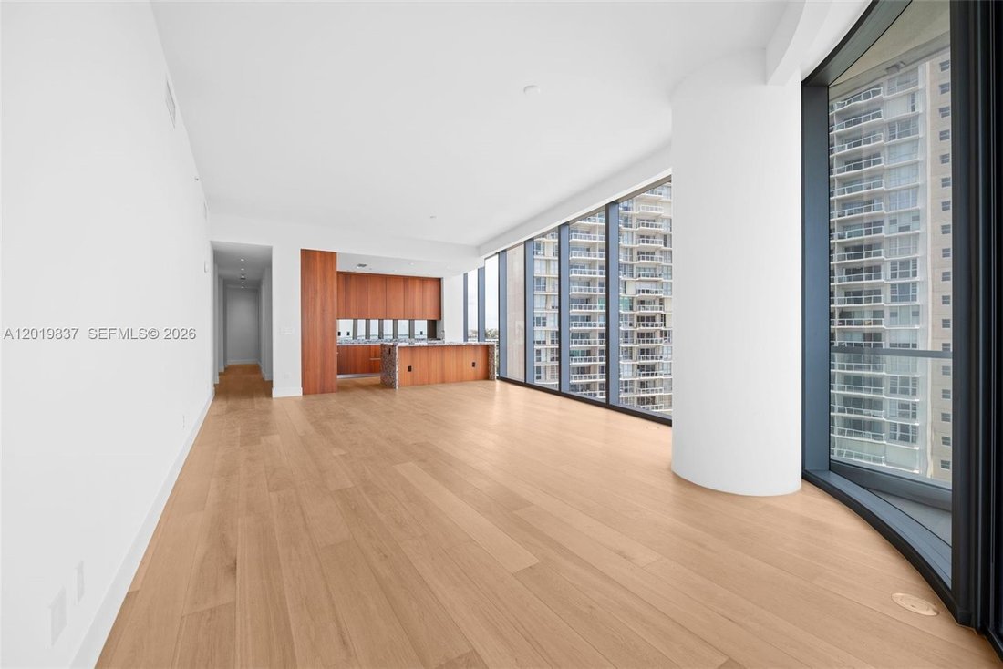 Condo in Miami, Florida, United States 5 - 17957276