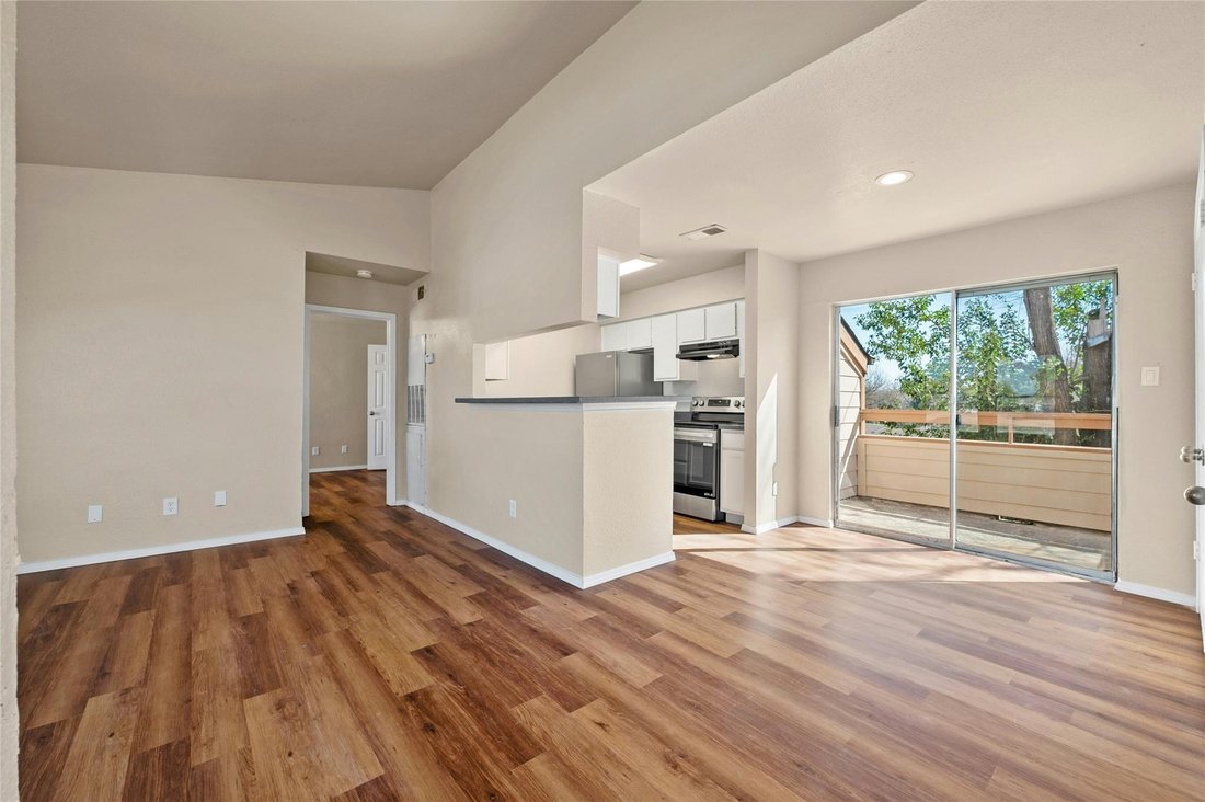 Austin, Texas, United States 5 - 17957337