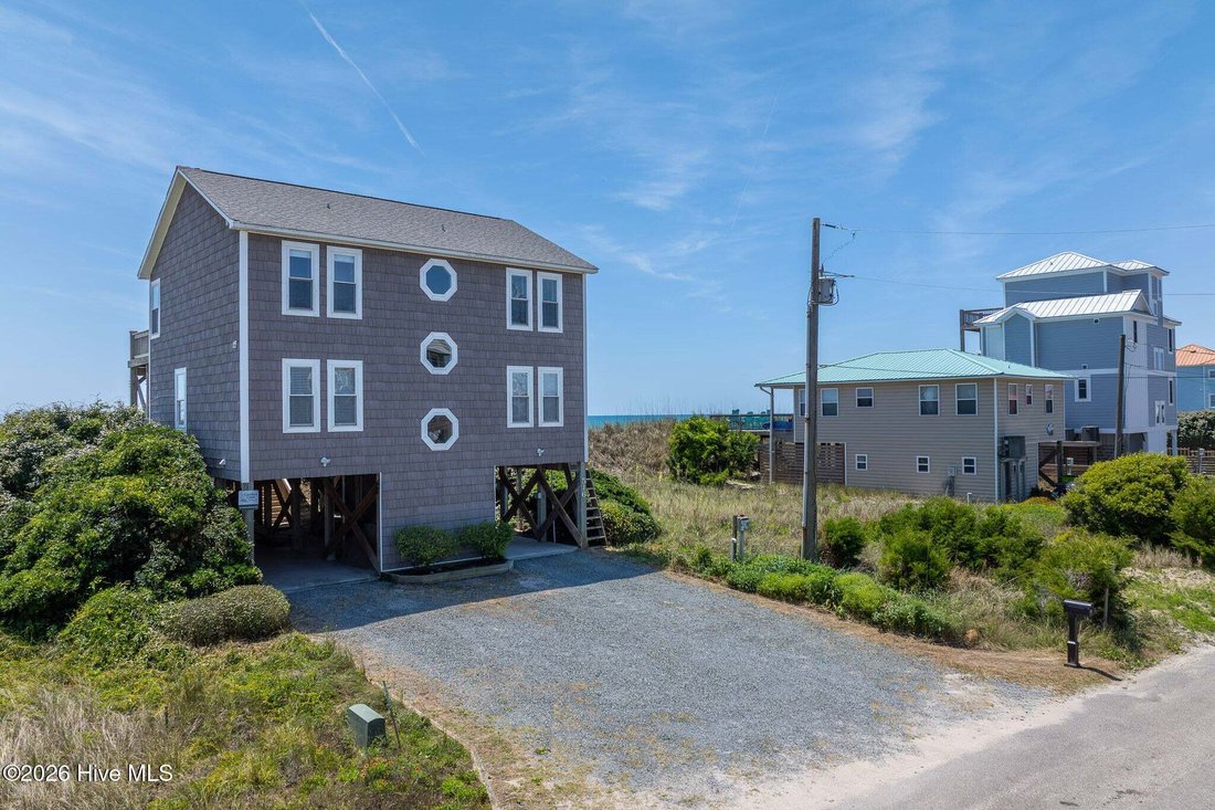 House in North Topsail Beach, North Carolina, United States 4 - 17957584