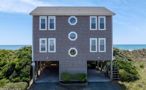 House in North Topsail Beach, North Carolina, United States 1