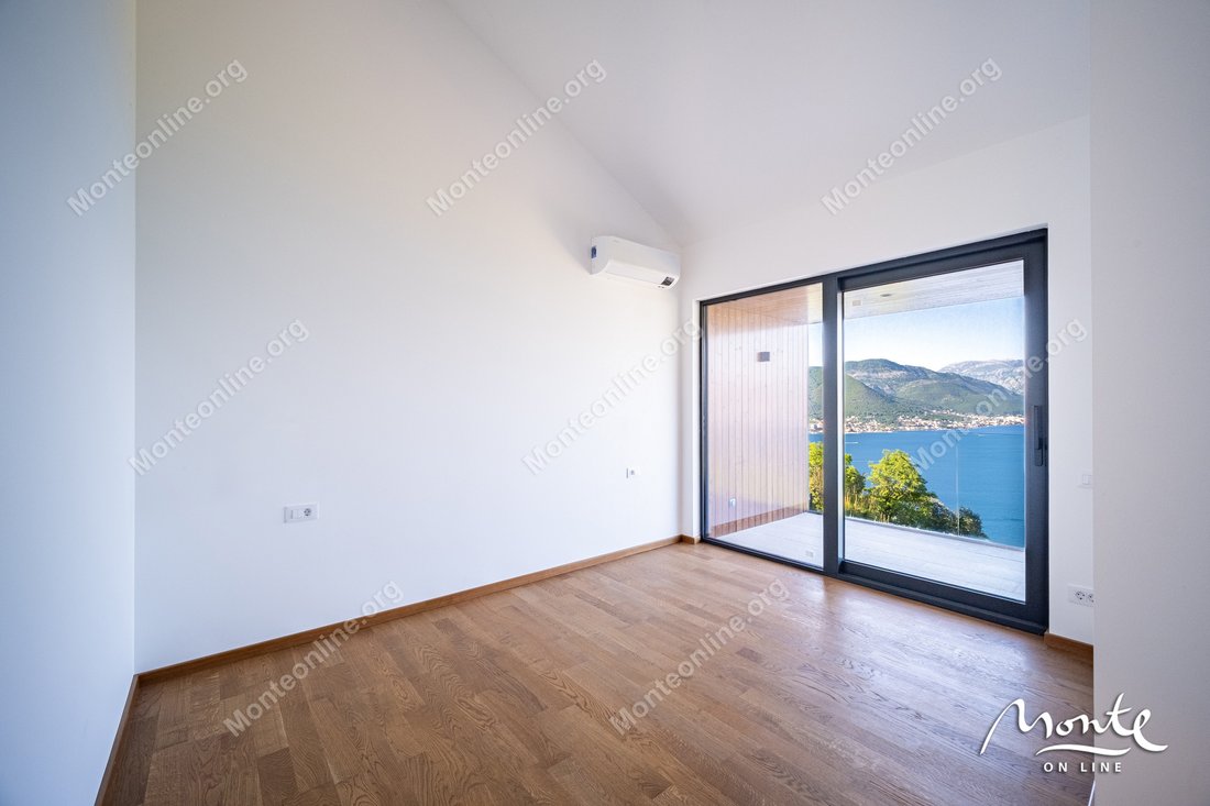 Villa in Merdari, Herceg Novi Municipality, Montenegro 5 - 17957670