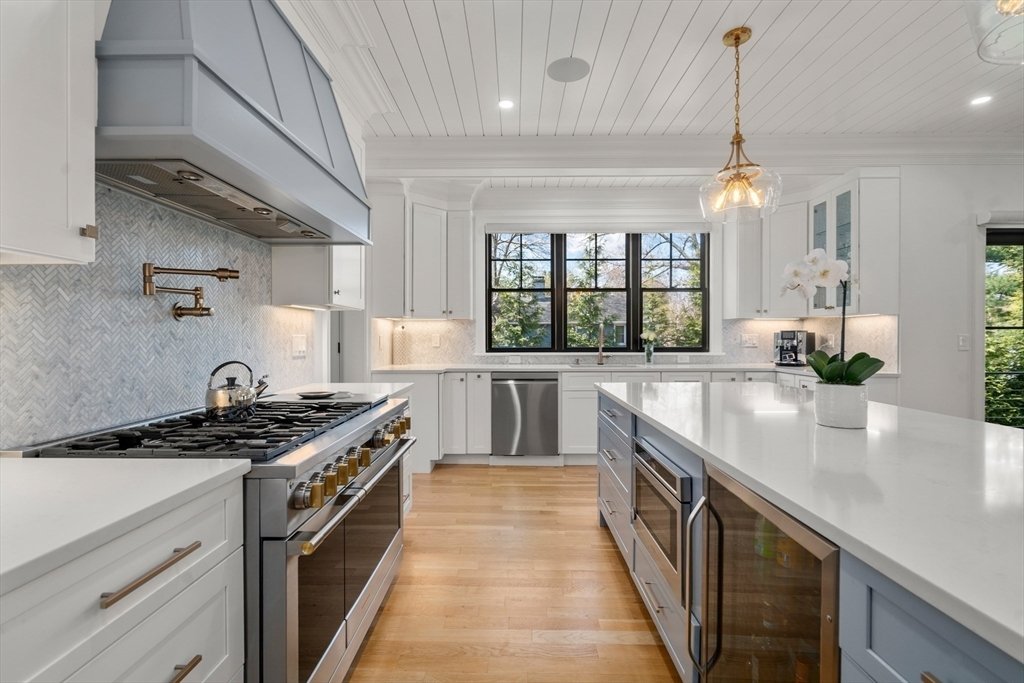 House in Wellesley, Massachusetts, United States 4 - 17917902
