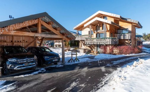 Villa in Les Gets, Auvergne-Rhône-Alpes, France 1