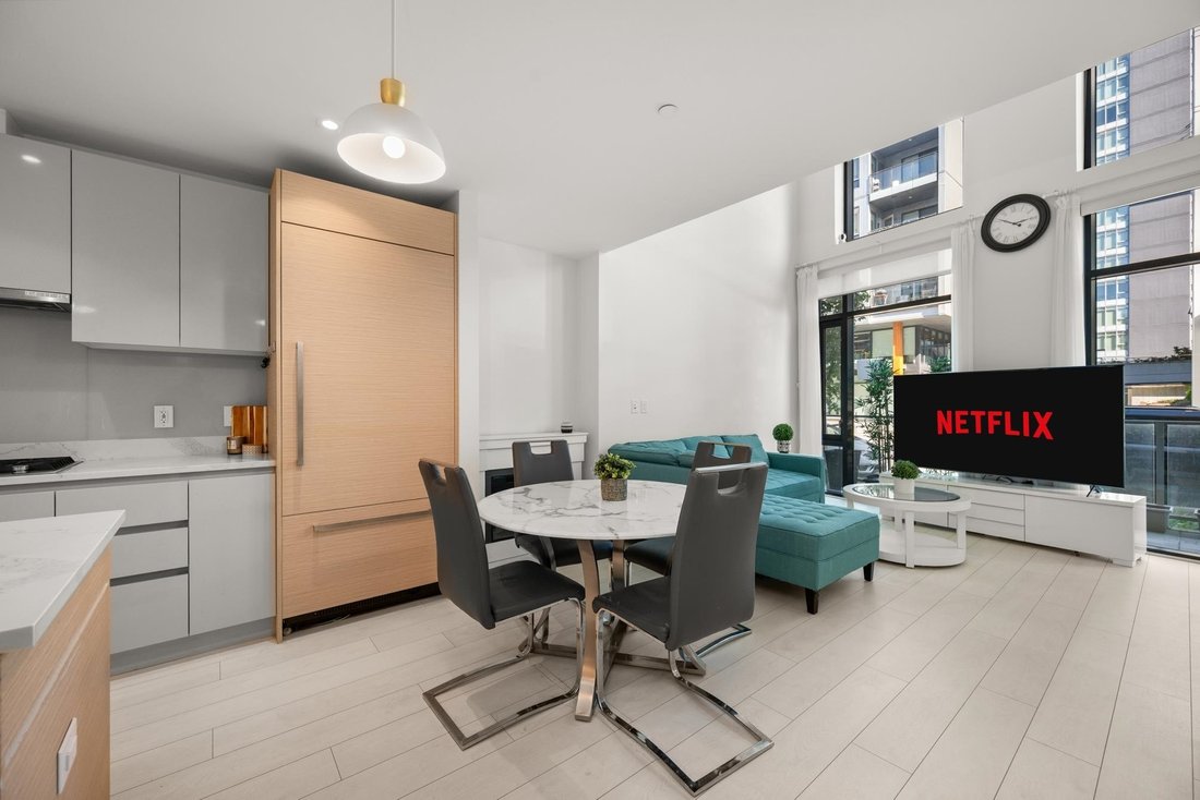 Condo in Vancouver, British Columbia, Canada 3 - 16307745