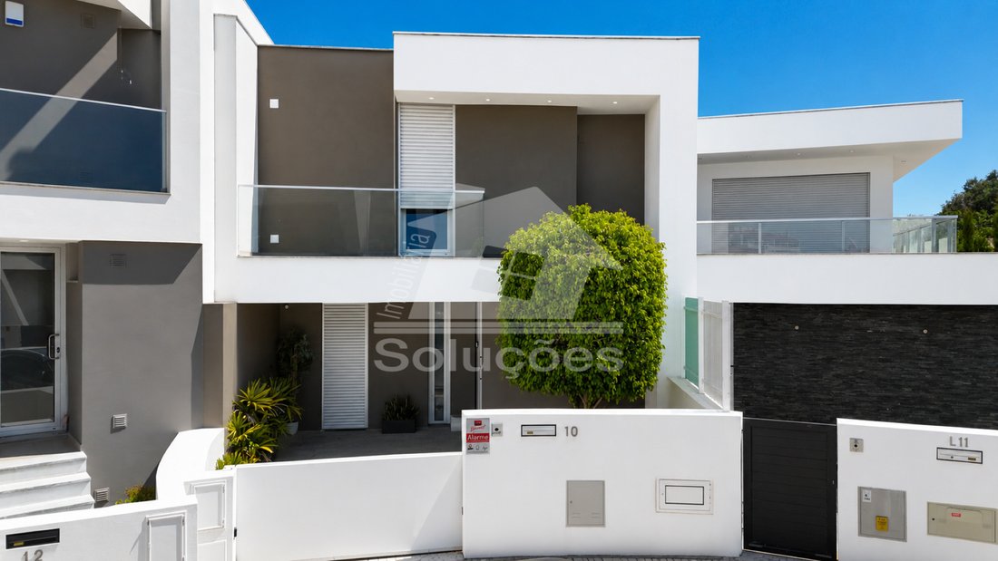 Villa in Portimao, Algarve, Portugal 1 - 17662047