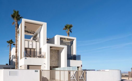 Villa in Los Alcazares, Región de Murcia, Spain 1