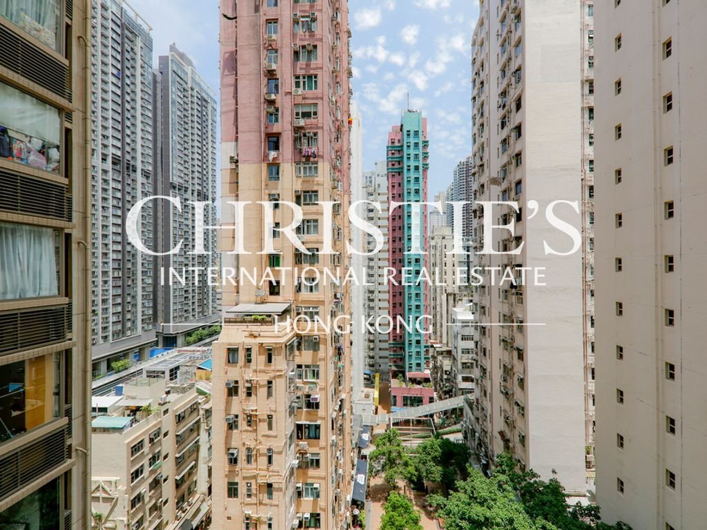 Apartment in Hong Kong, Hong Kong 1 - 17957560