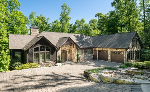 House in Fairview, North Carolina, United States 1