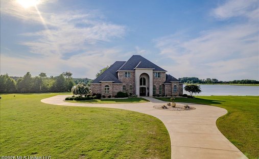 House in Madison, Mississippi, United States 1