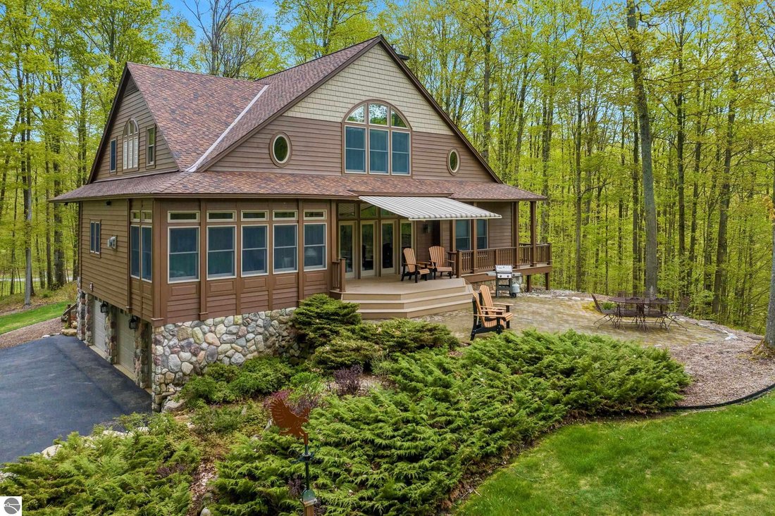 House in Central Lake, Michigan, United States 2 - 17957379