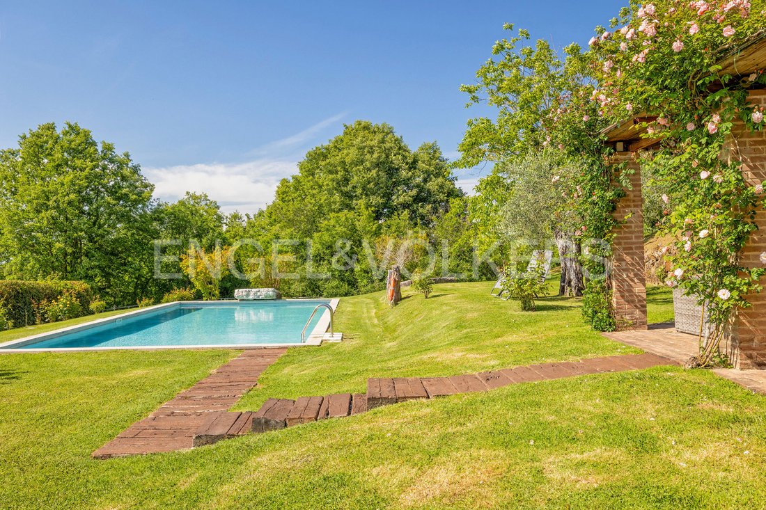 Country House in Sarteano, Tuscany, Italy 4 - 17957682