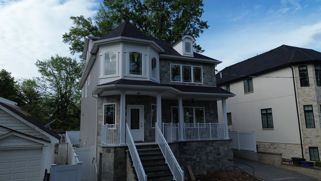 House in New York, New York, United States 4 - 17957673