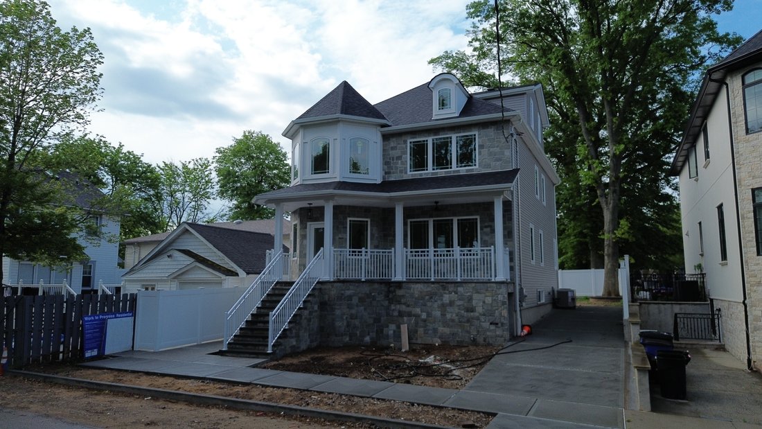 House in New York, New York, United States 5 - 17957673