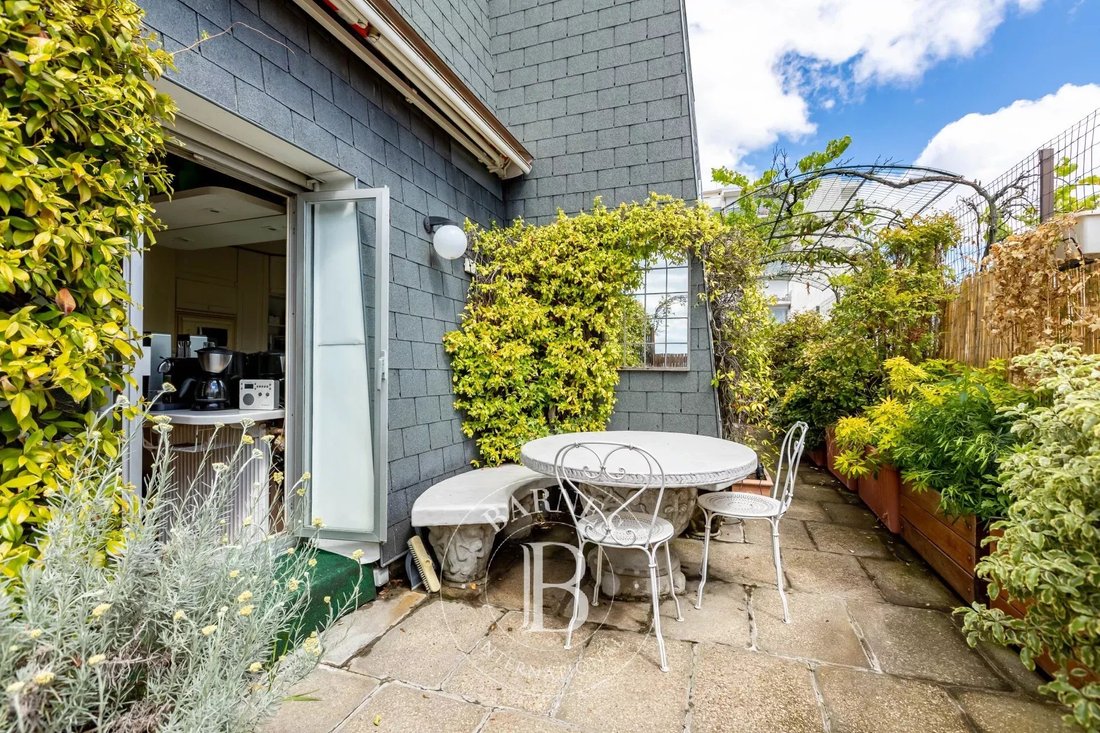 Apartment in Cambronne-Garibaldi, Paris 15e Arrondissement, Paris 2 - 17959220