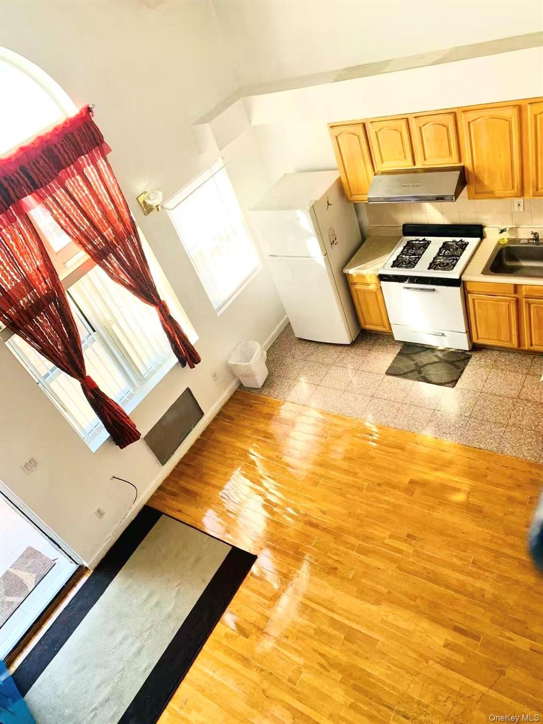 House in New York, New York, United States 4 - 17960570