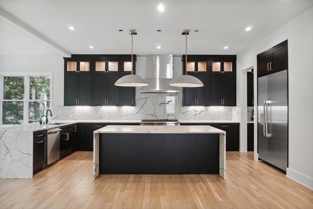 House in Pimmit Hills, Virginia, United States 4 - 17435096