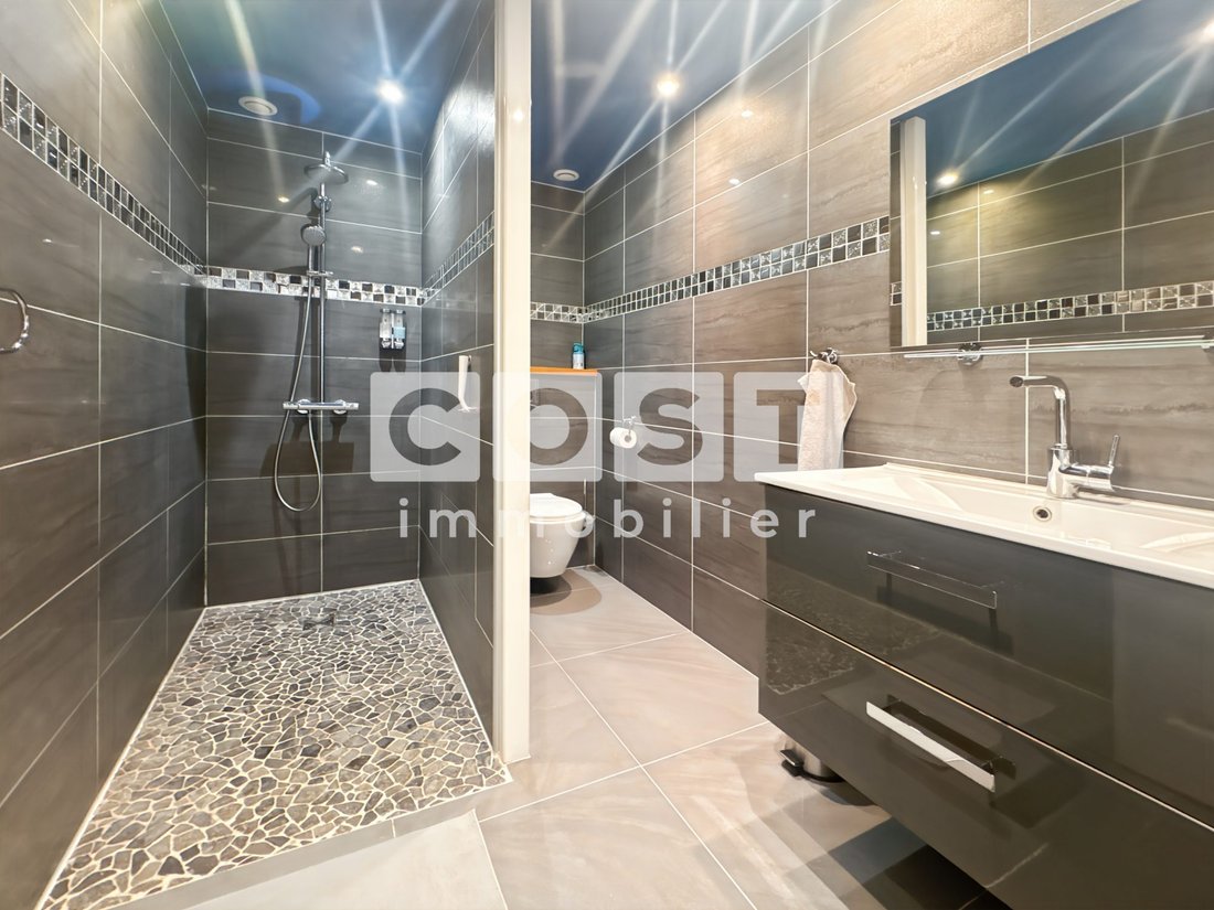 Apartment in Chedal Anglay, La Garenne-Colombes, France 3 - 17963472