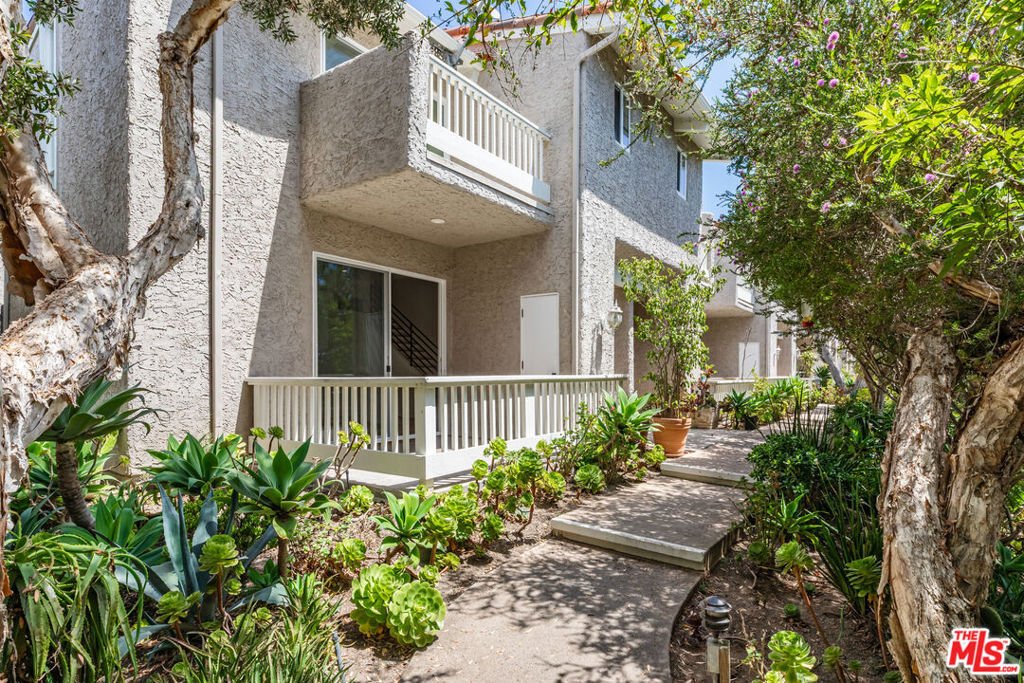 Townhouse in Malibu, California, United States 2 - 17958228