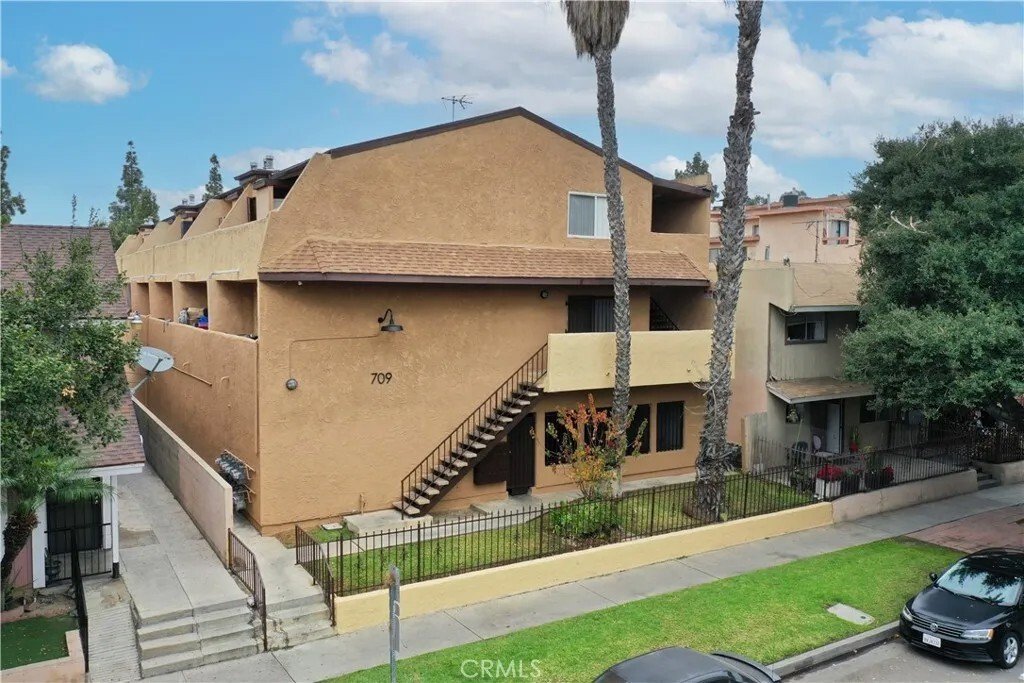 Santa Ana, California, United States 1 - 16519478
