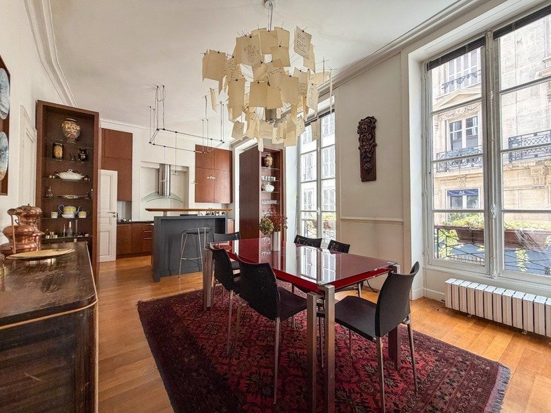 Apartment in Elysées-Madeleine, Paris 8e Arrondissement, Paris 2 - 17900030