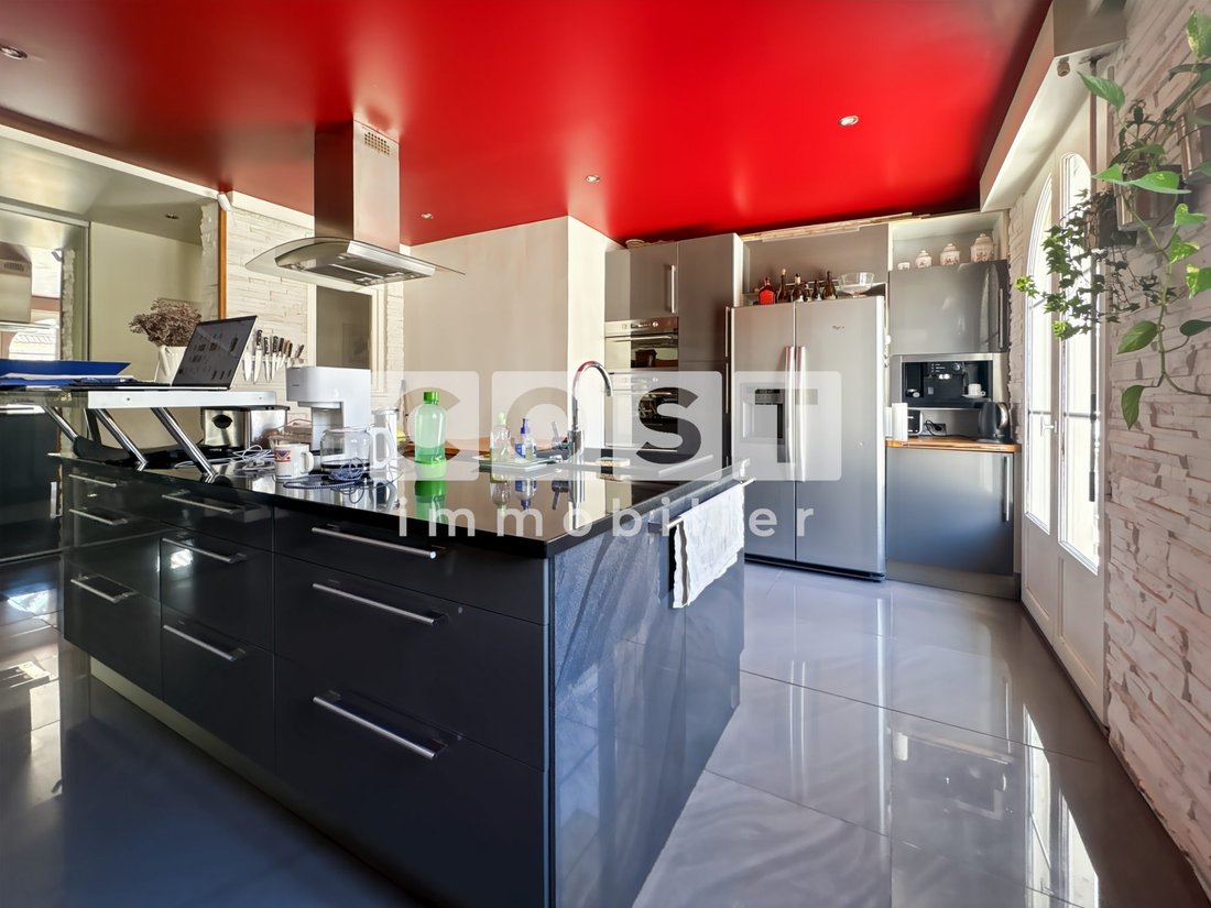 Apartment in Chedal Anglay, La Garenne-Colombes, France 1 - 17963472