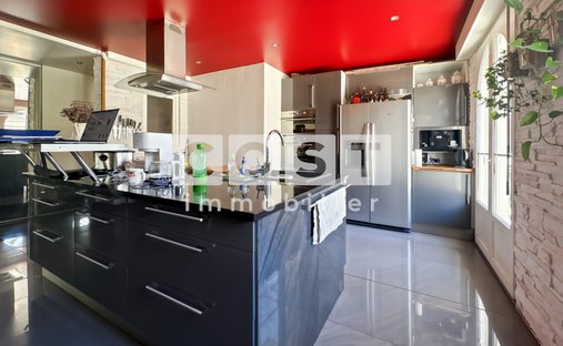 Apartment in Chedal Anglay, La Garenne-Colombes, France 1