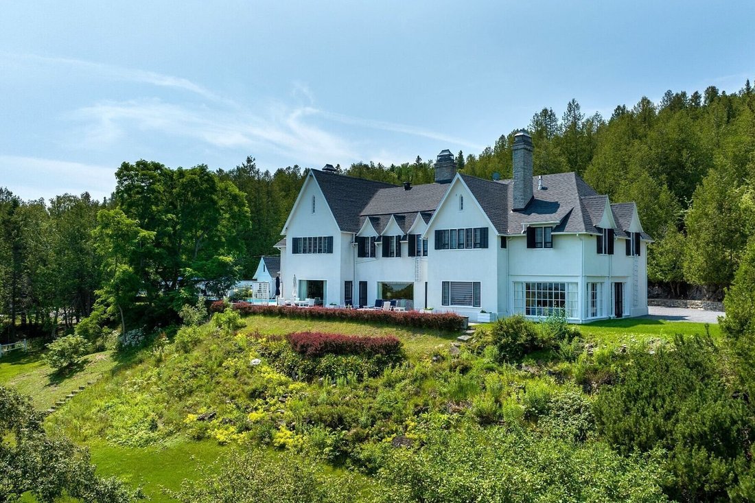 House in La Malbaie, Quebec, Canada 5 - 17961931