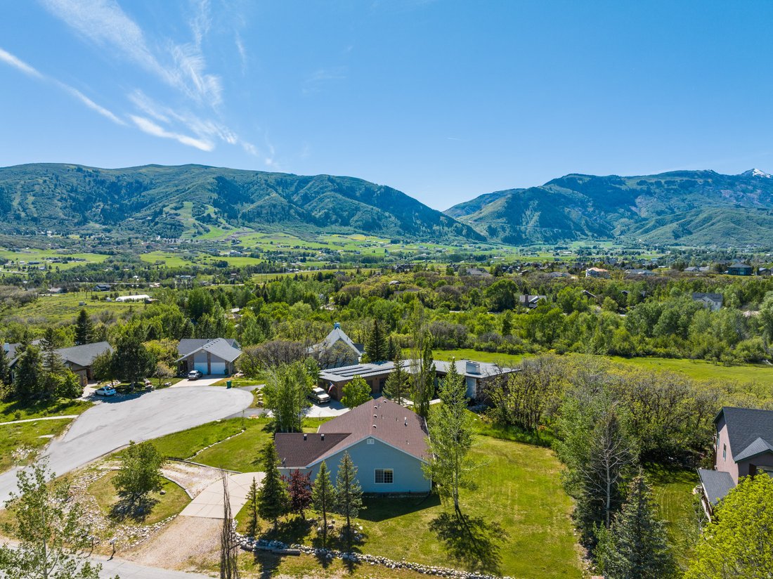 House in Eden, Utah, United States 4 - 17961403
