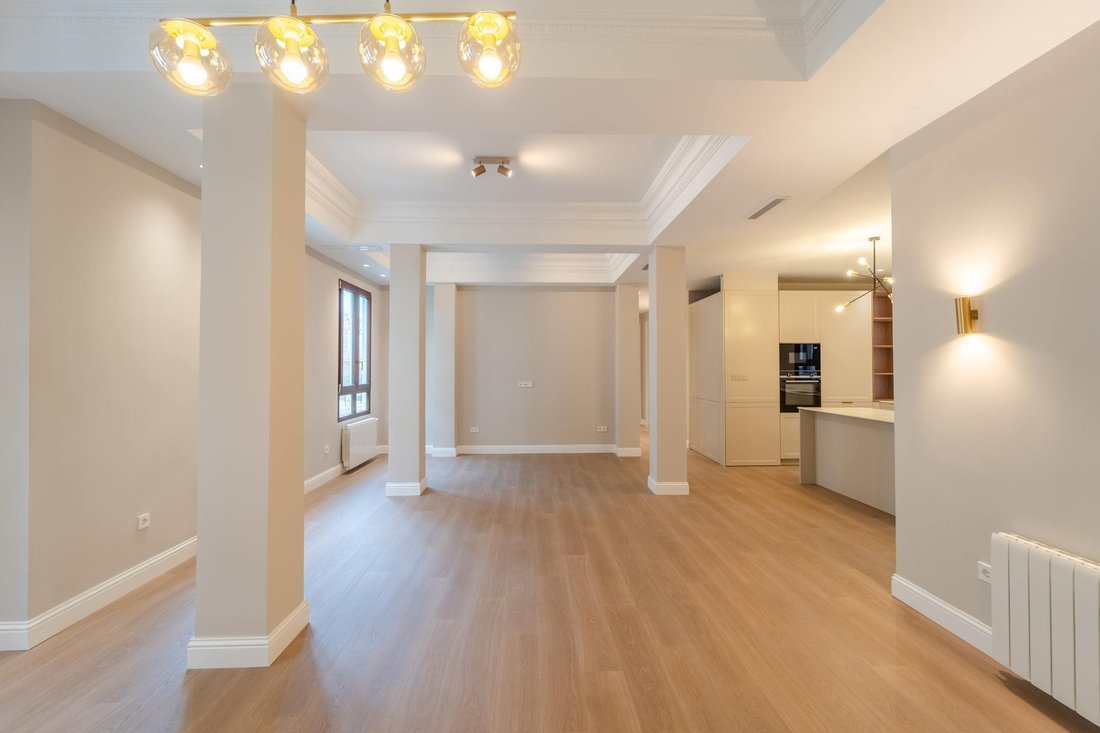 Apartment in Ciutat Vella, Valencia, Spain 4 - 17958207